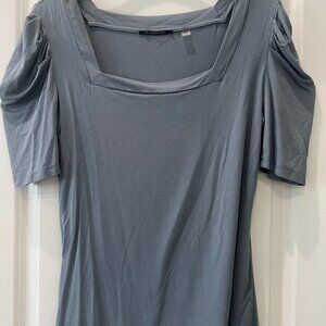 Tahari T shirt
